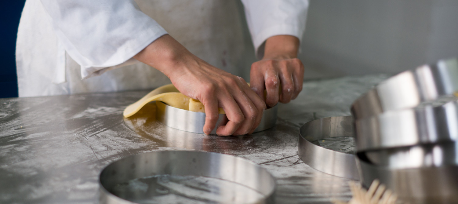 What a marbleous conductor! NomNomenon